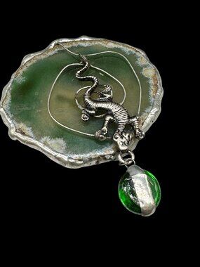 Large Vintage Brooch Green Agate Slap Silver Tone Lizard & Dangle Pendant